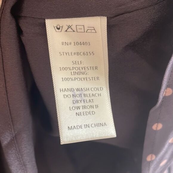 J.O.A. Los Angeles Mauve Dot Blouse Size Large - Picture 4 of 7